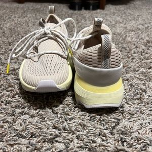 Sorel hiking/climbing shoes womens size 7